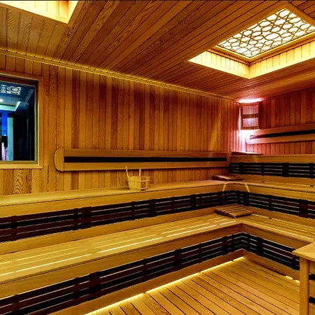 Beethoven Senfoni Hotel 4*