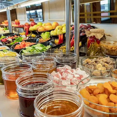 Hotel Beethoven Senfoni 4*