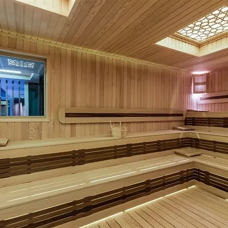 Beethoven Senfoni Hotel