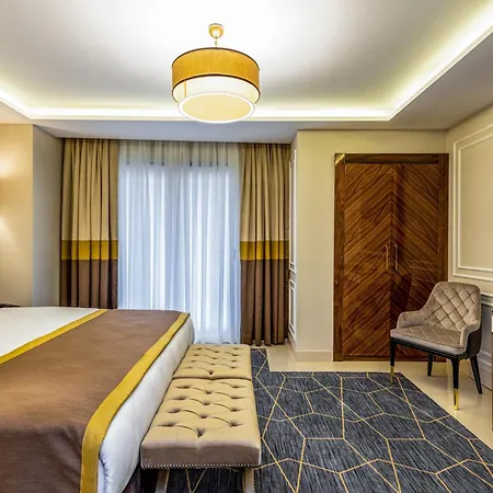 Hotel Beethoven Senfoni 4*