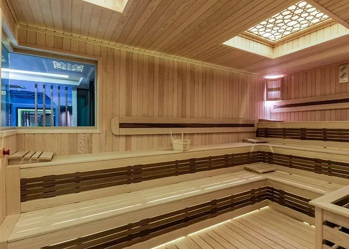 Beethoven Senfoni Hotel